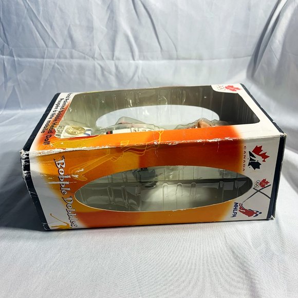 Ed Belfour Team Canada Hand-Painted Bobblehead Figure Toronto Maple Leafs - Picture 5 of 11